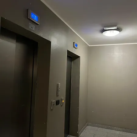Sky Building דירה *